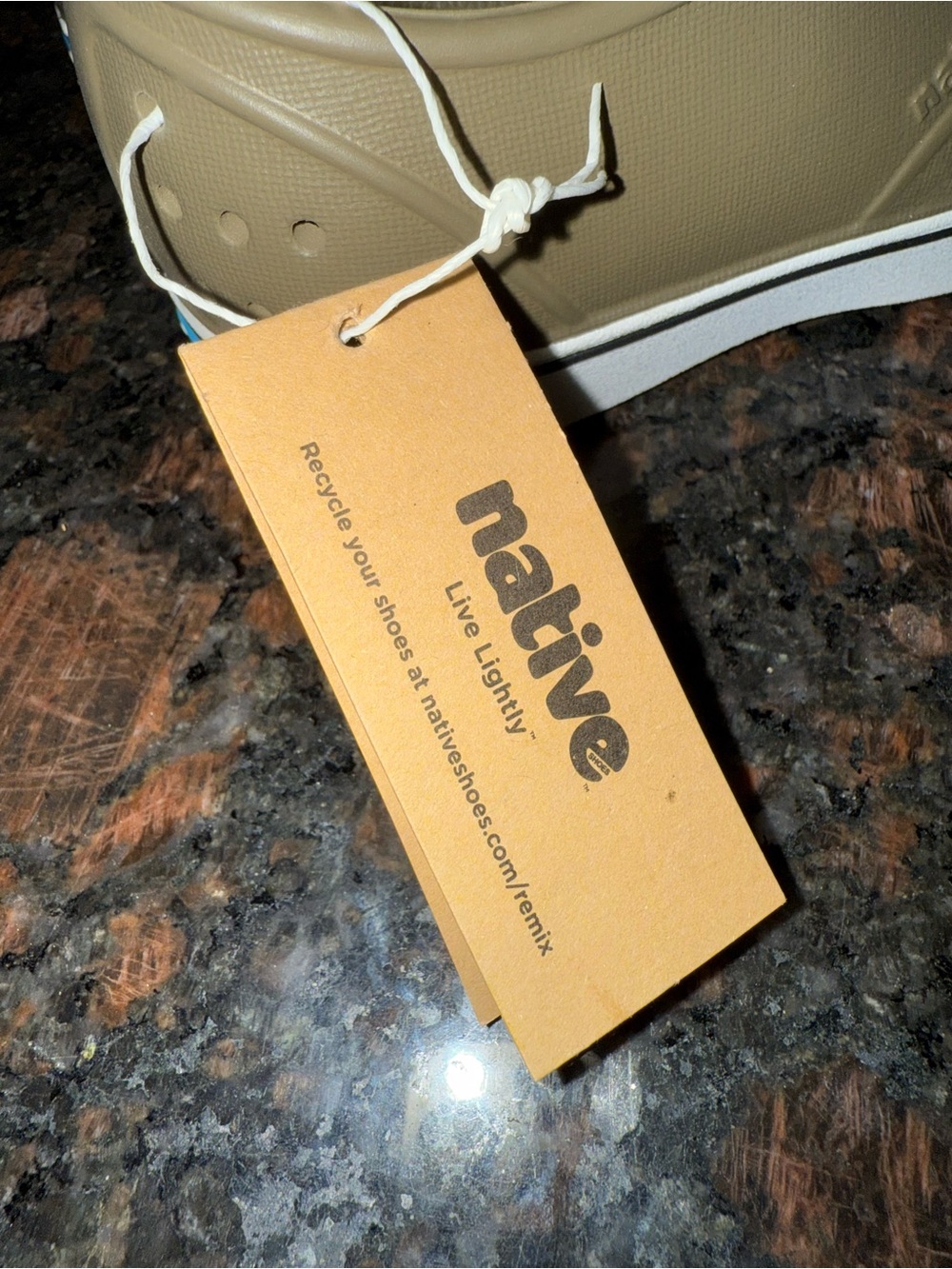 NWT Native MILES- UTILITY GREEN/SHELL WHITE - Picture 5 of 7